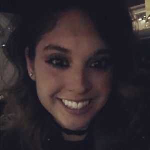 Meet your Posher, Estrella